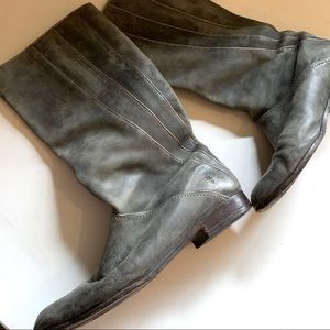 Frye (Cindy Piping boot)